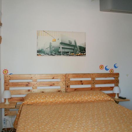 Casa Vacanze Sole & Luna Milazzo Buitenkant foto