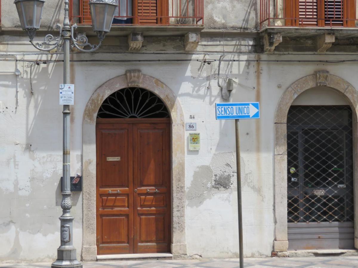 Casa Vacanze Sole & Luna Milazzo Buitenkant foto
